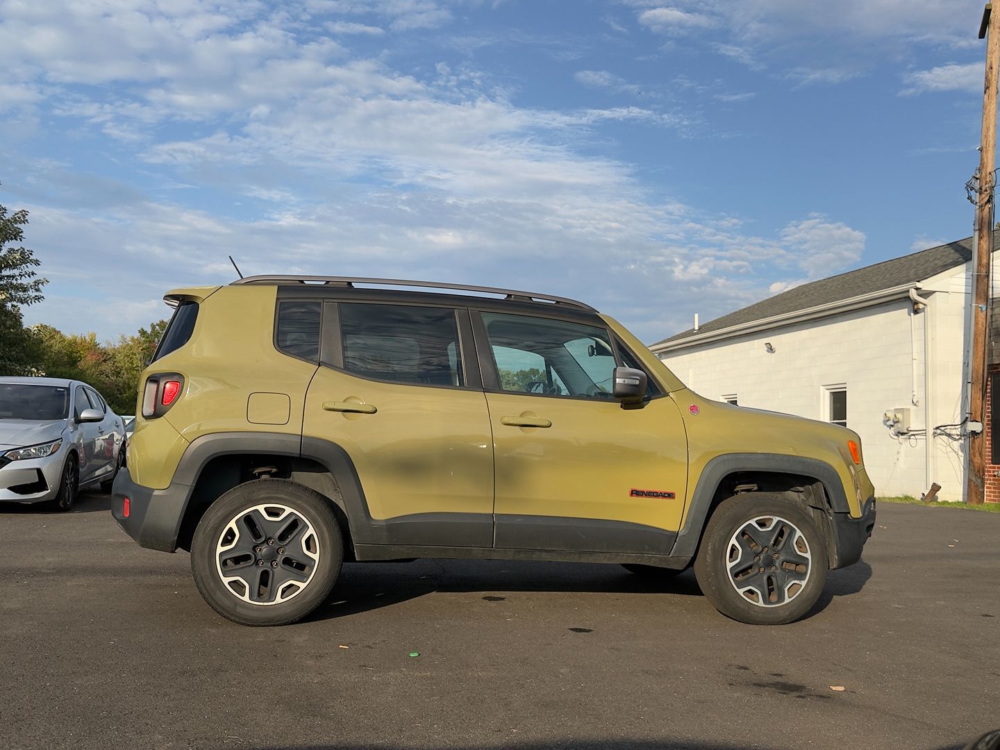 Photo 9 of this Jeep Renegade