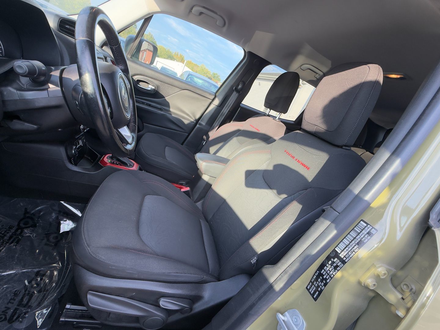 Photo 15 of this Jeep Renegade
