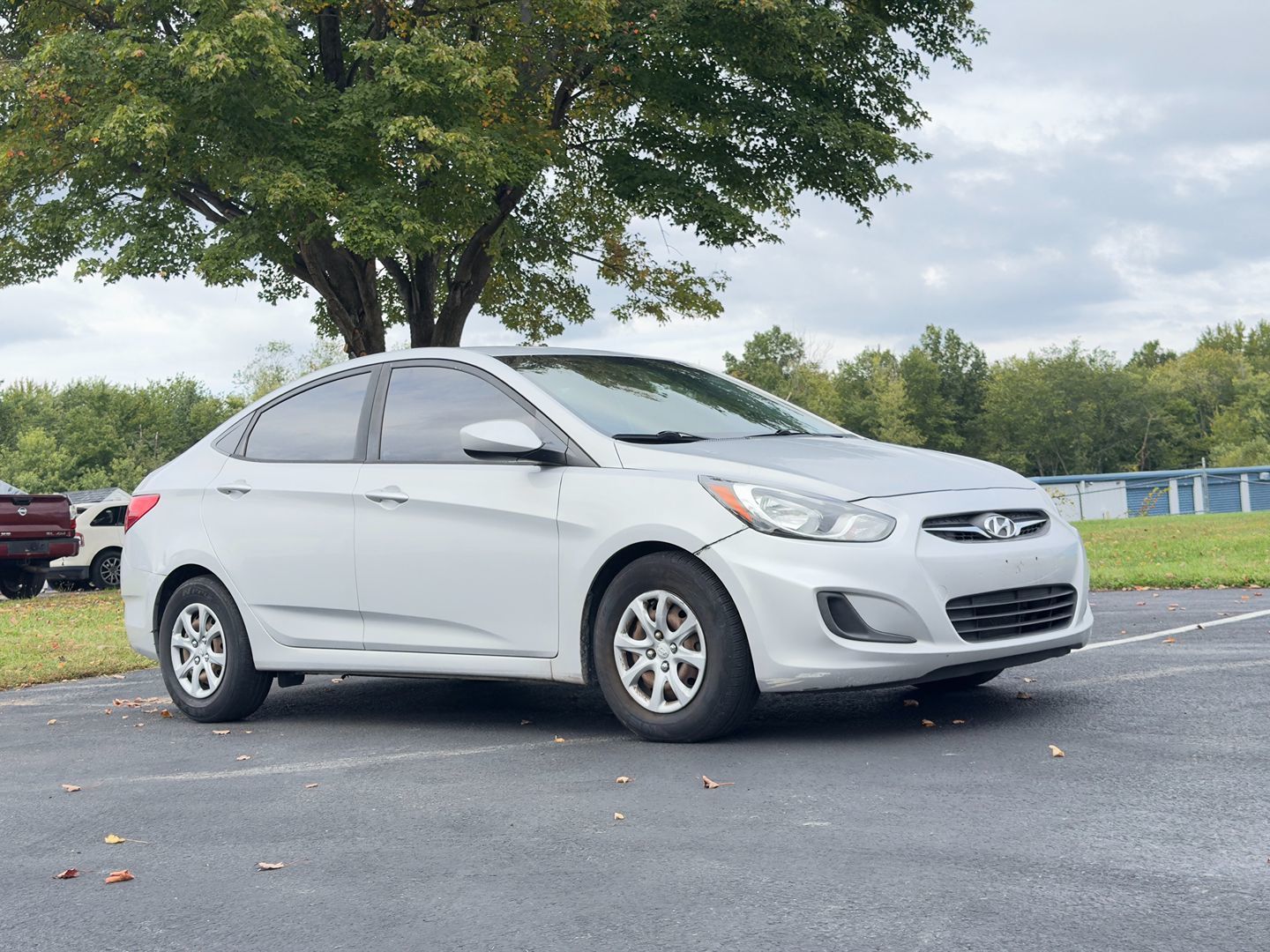 Photo 3 of this Hyundai Accent