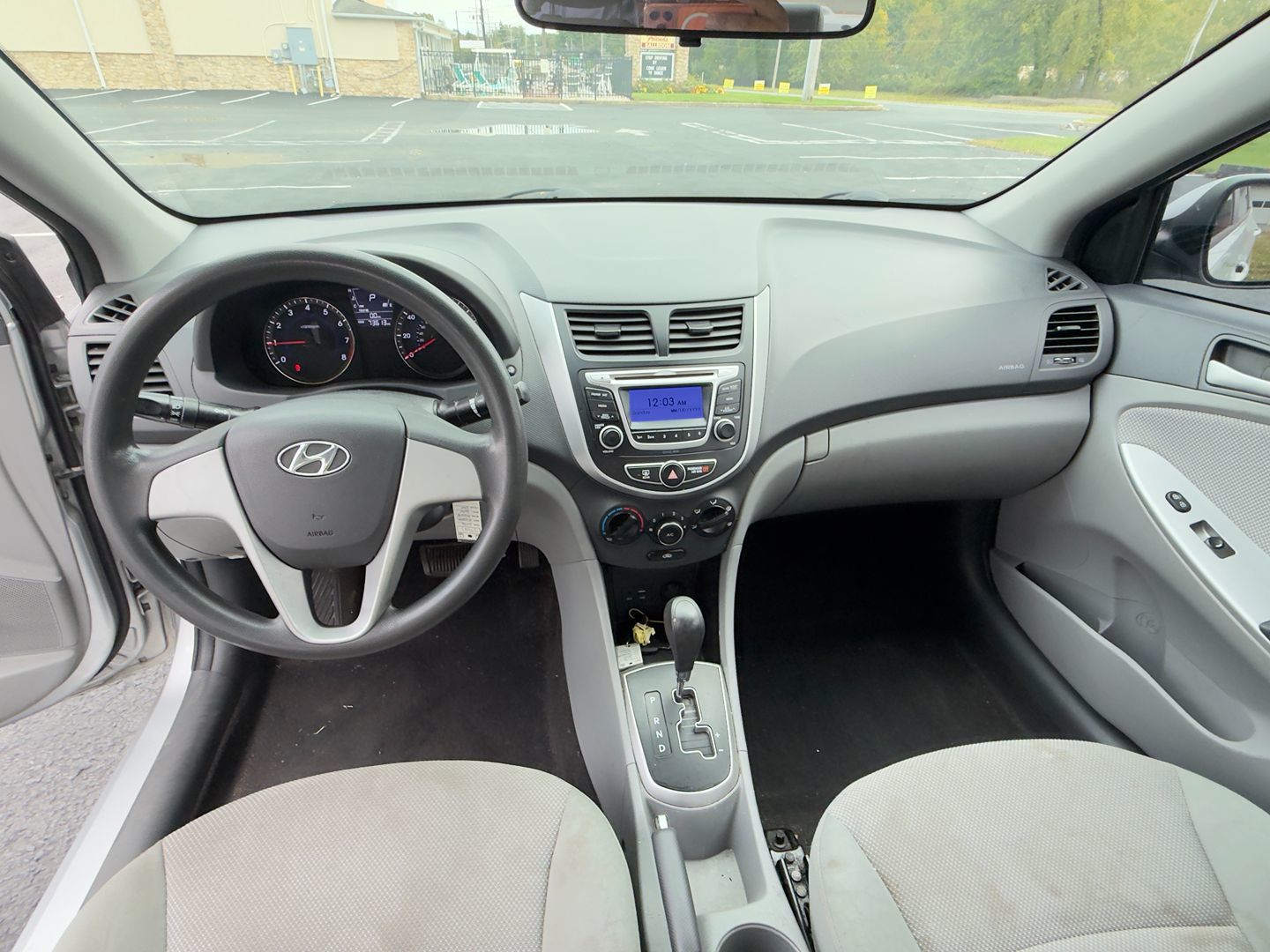 Photo 11 of this Hyundai Accent