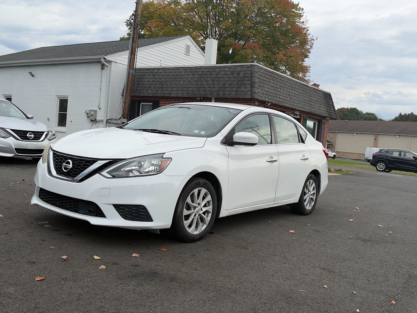 Photo 4 of this Nissan Sentra