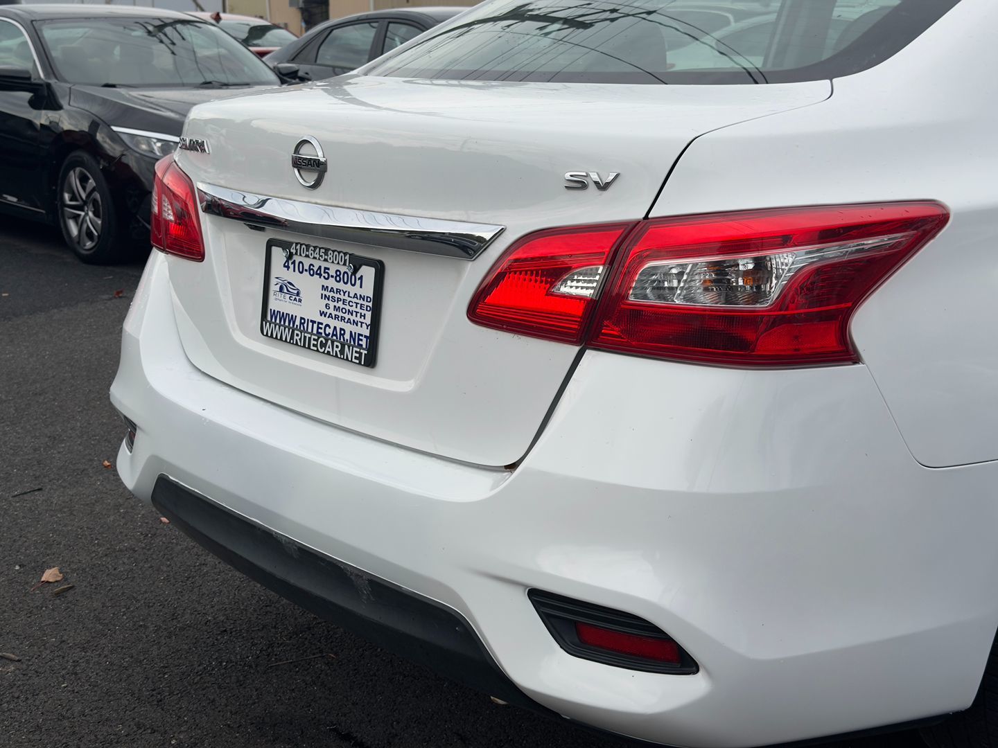 Photo 11 of this Nissan Sentra