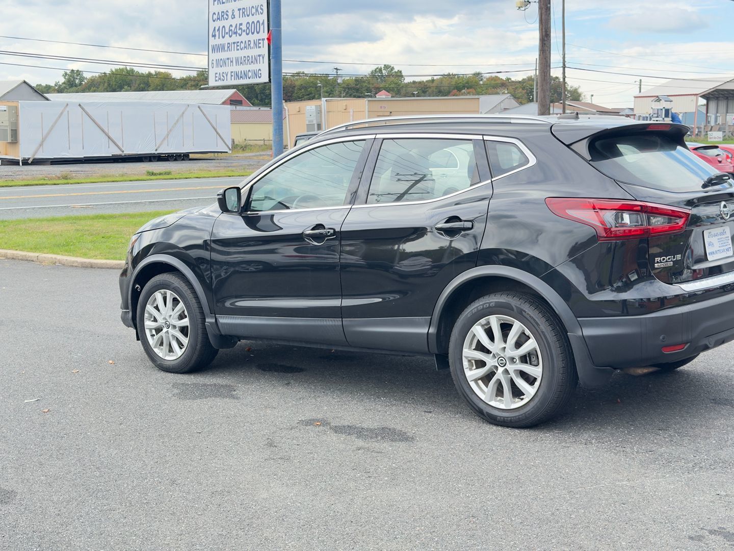 Photo 4 of this Nissan Rogue Sport
