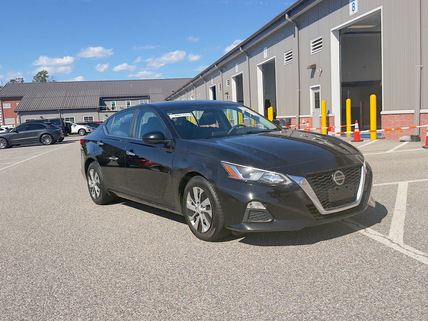 Photo 3 of this Nissan Altima