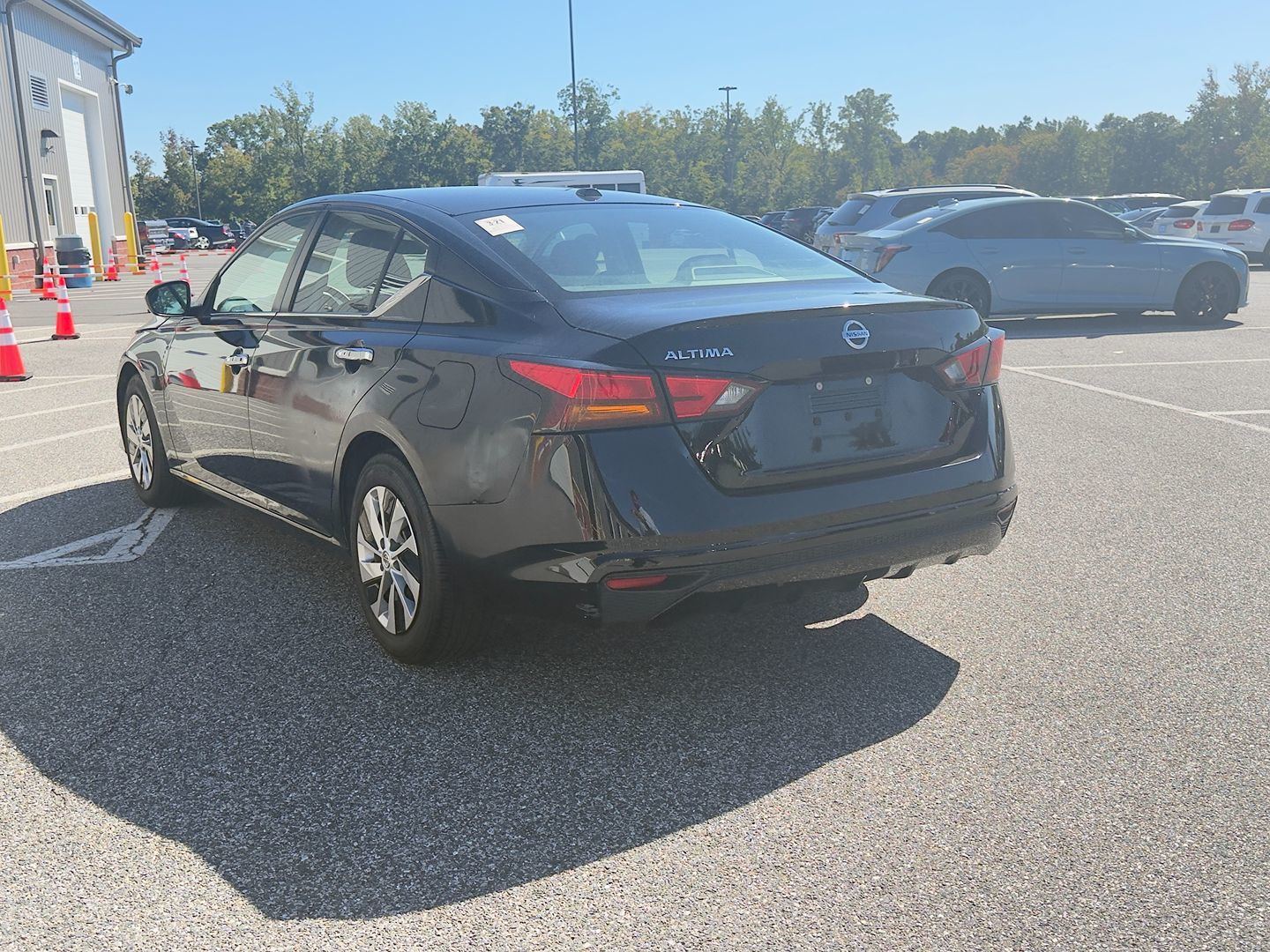 Photo 7 of this Nissan Altima
