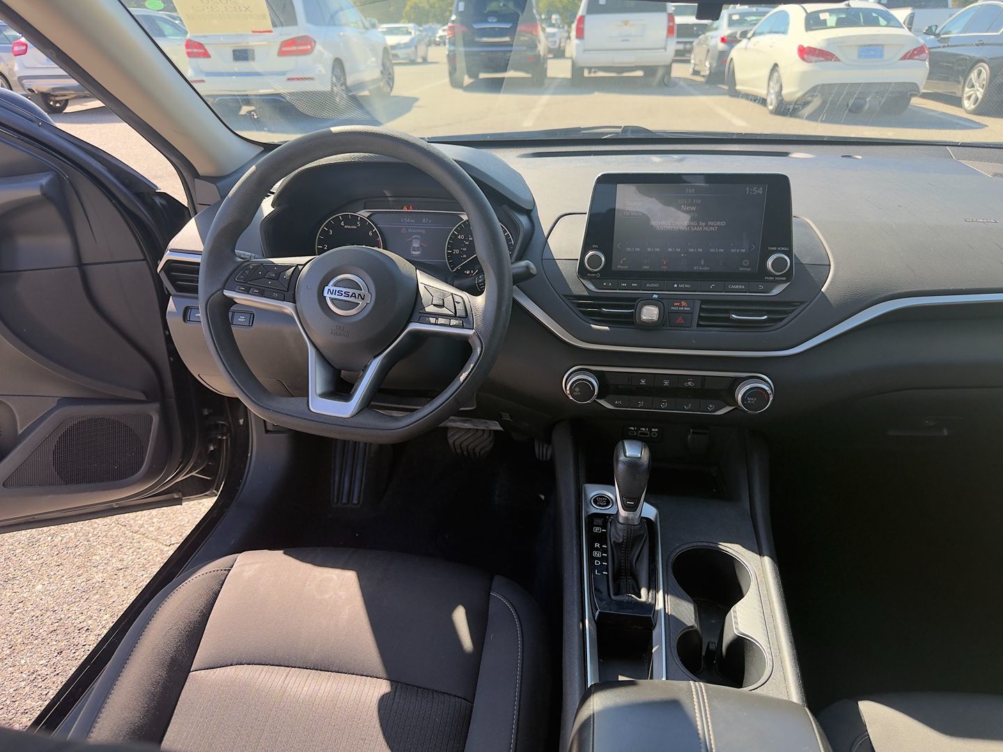 Photo 11 of this Nissan Altima