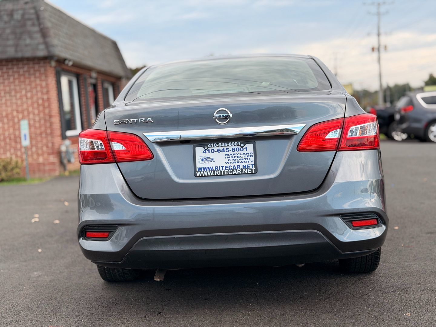 Photo 12 of this Nissan Sentra
