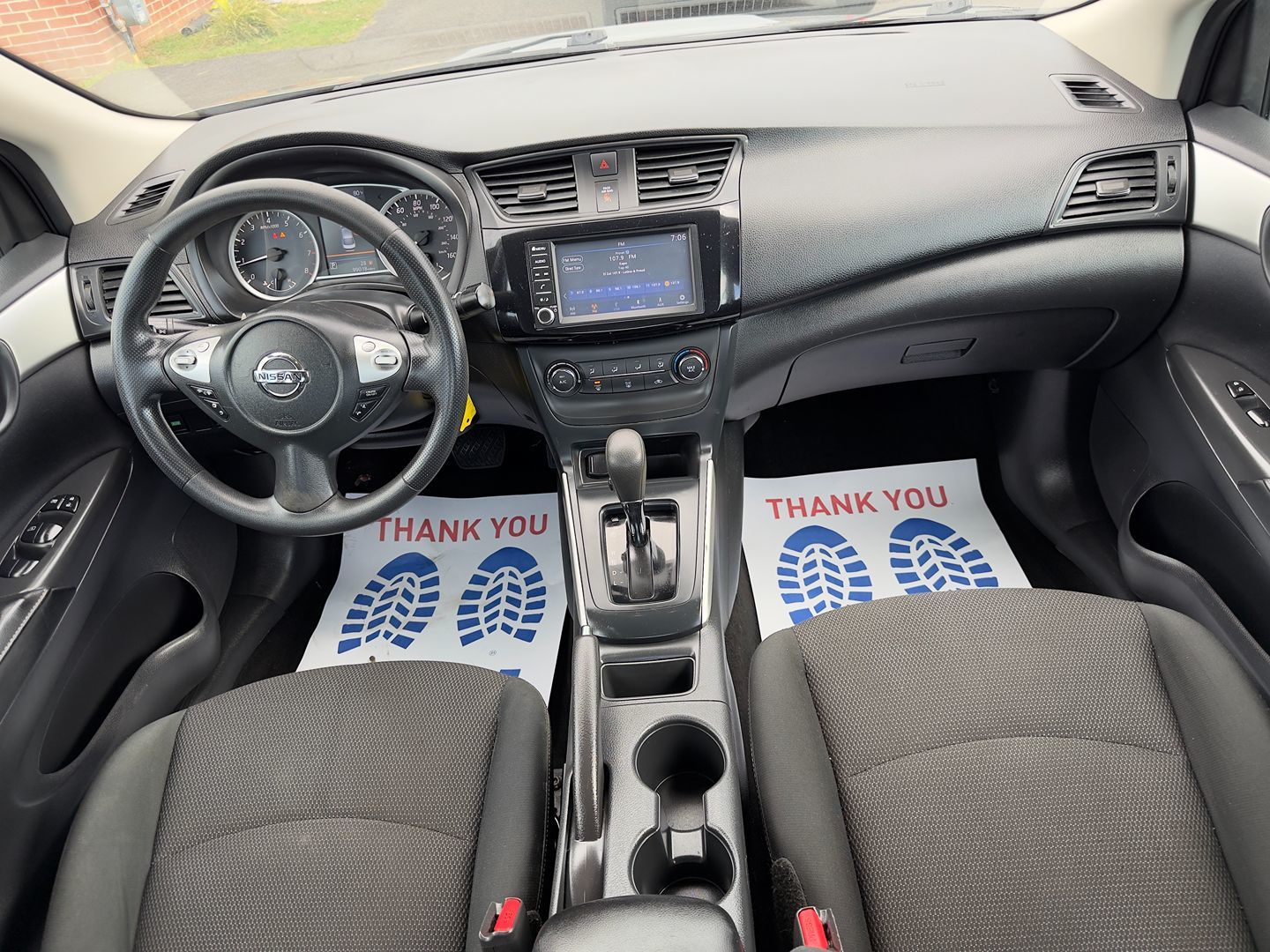 Photo 15 of this Nissan Sentra