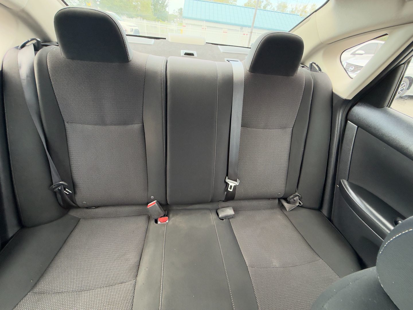 Photo 21 of this Nissan Sentra