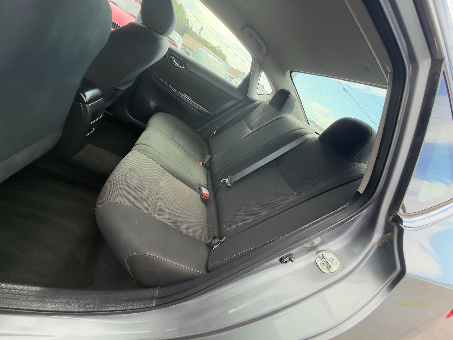 Photo 22 of this Nissan Sentra