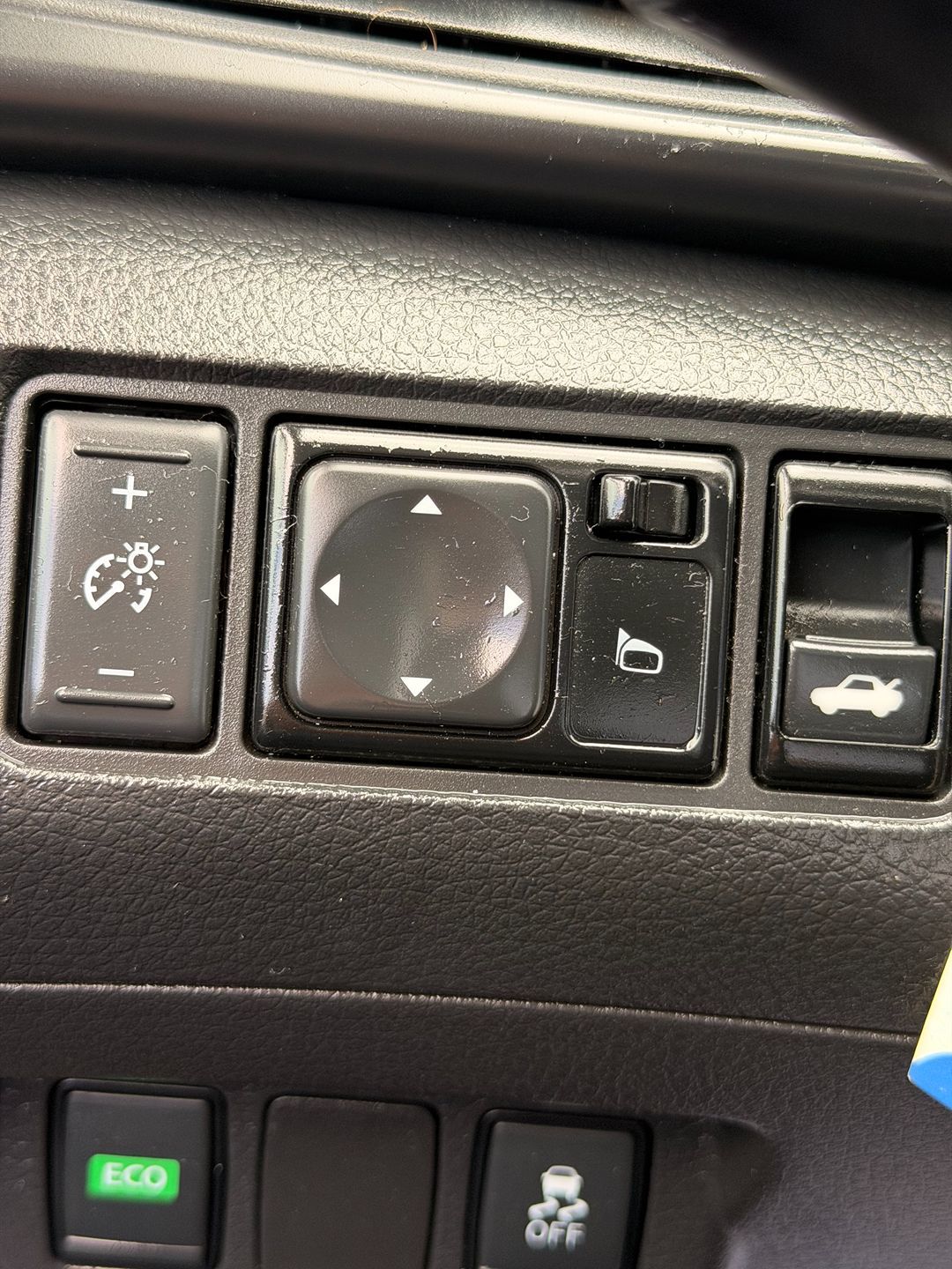 Photo 25 of this Nissan Sentra
