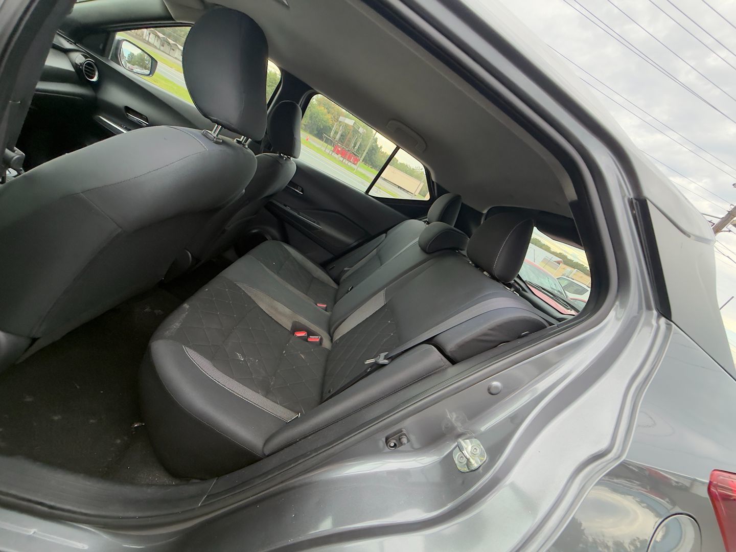 Photo 24 of this Nissan Kicks