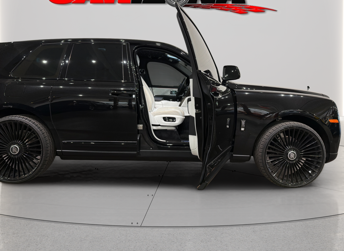 View vehicle photo 2