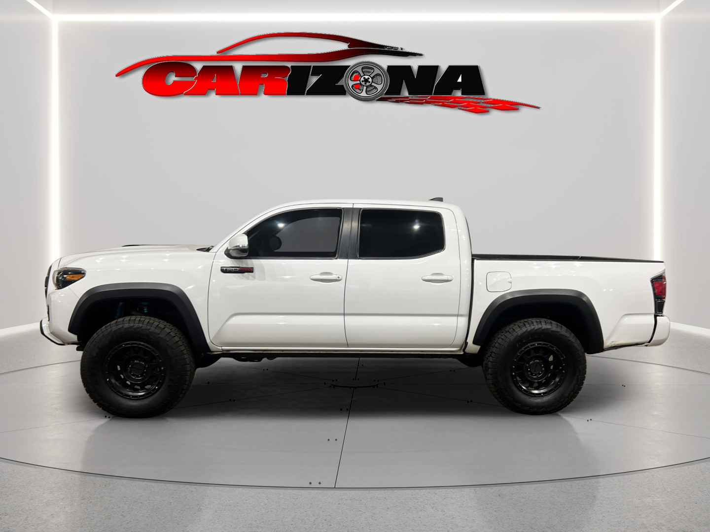 View vehicle photo 4