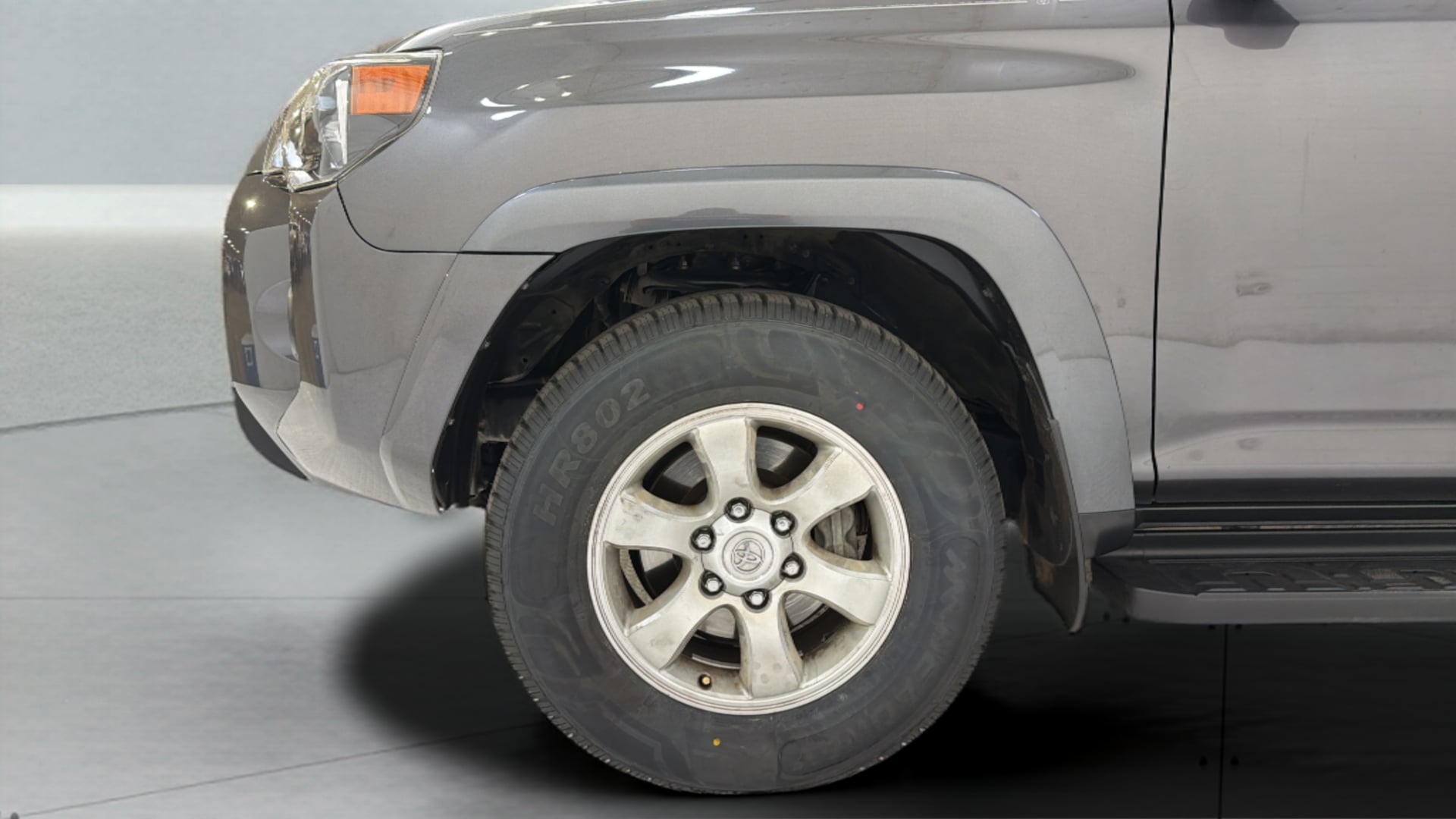 View vehicle photo 5