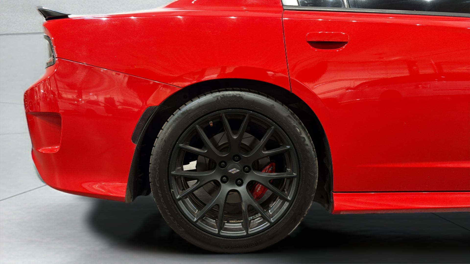 View vehicle photo 5