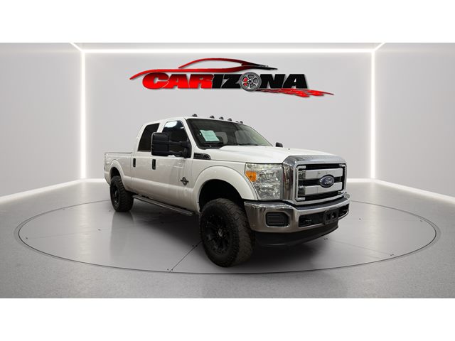 Oxford White 2016 Ford F-250 Super Duty XLT Crew Cab 4WD Pickup Truck Four-Wheel Drive Automatic
