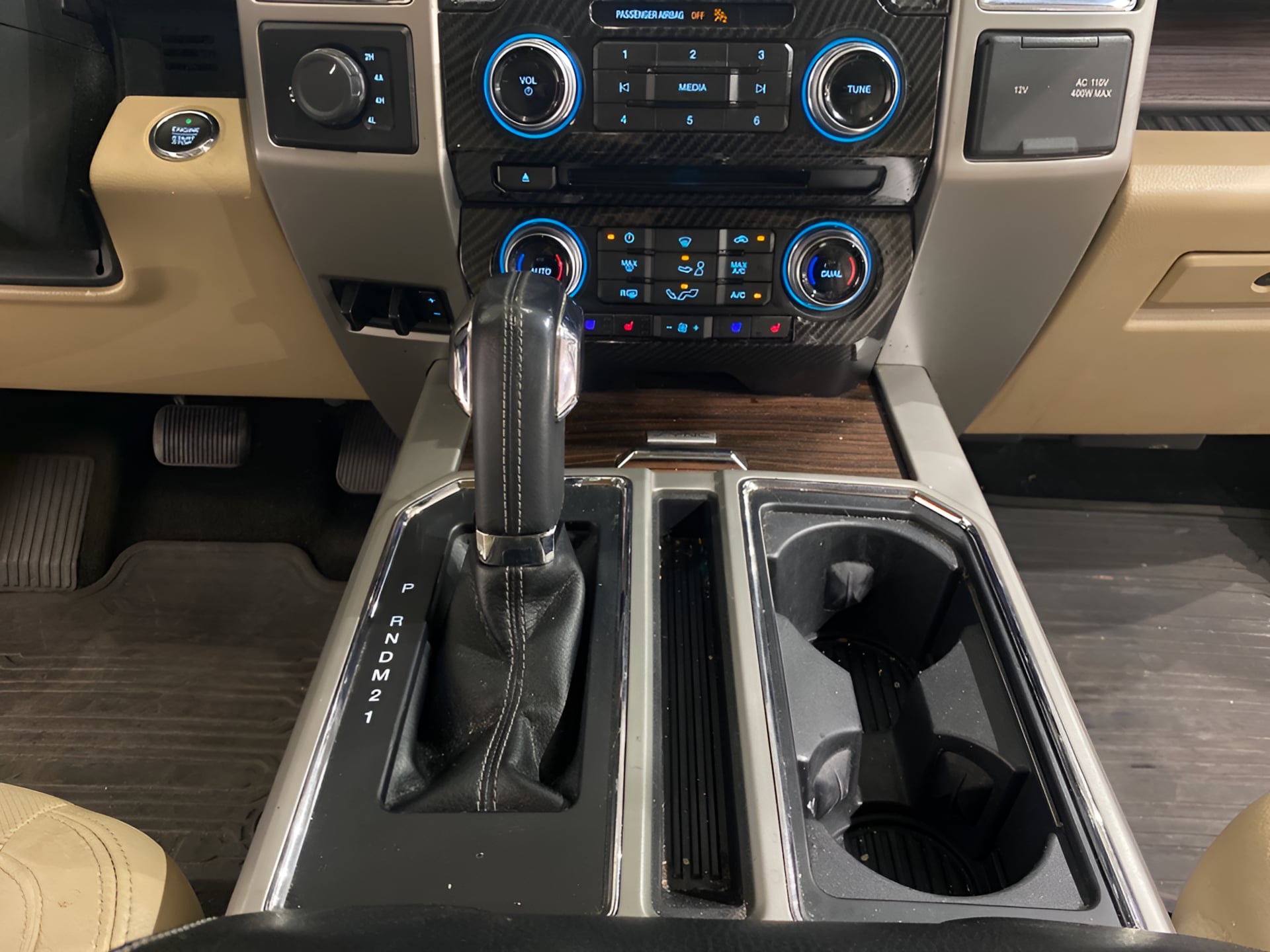 2015 Ford F-150 Lariat - Photo 15