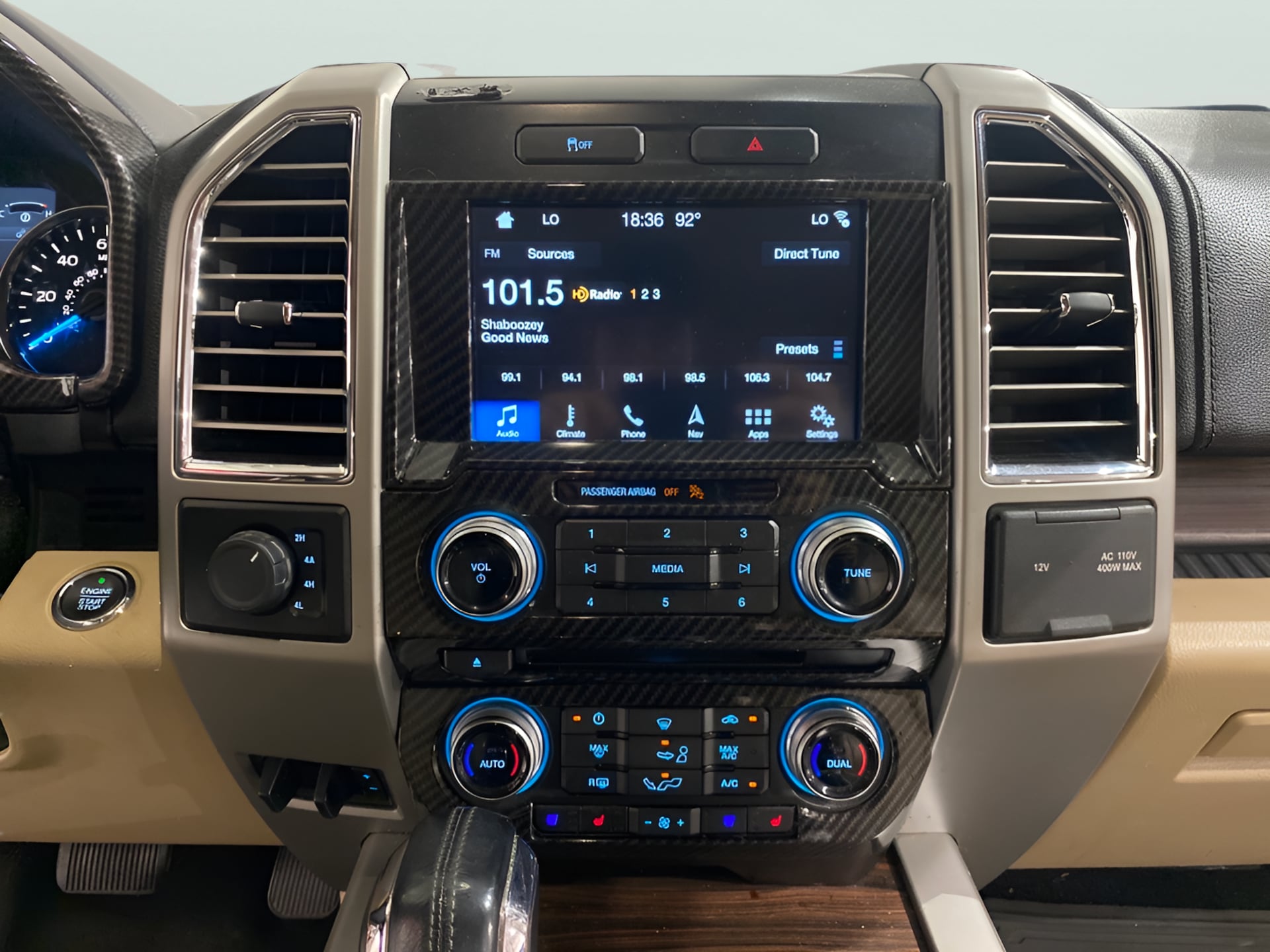 2015 Ford F-150 Lariat - Photo 16