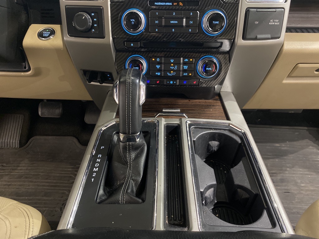 2015 Ford F-150 Lariat - Photo 17