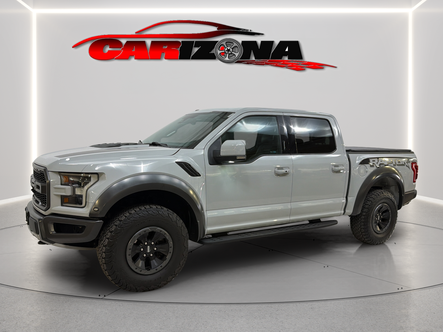 View vehicle photo 4