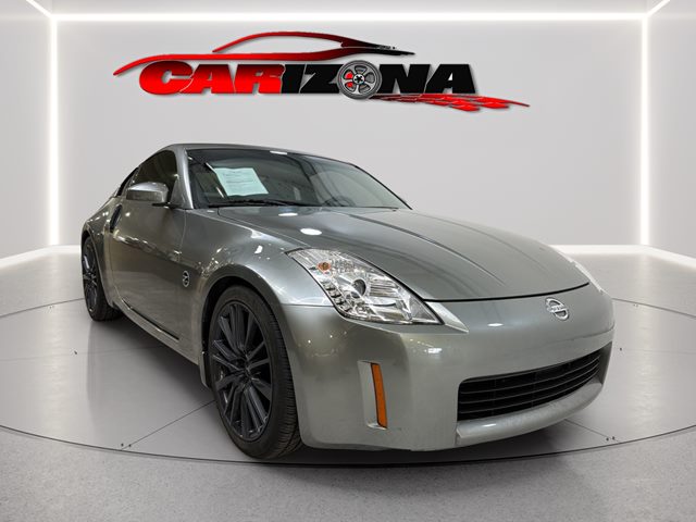 Silverstone Metallic 2004 Nissan 350Z Enthusiast Coupe Rear-Wheel Drive Manual