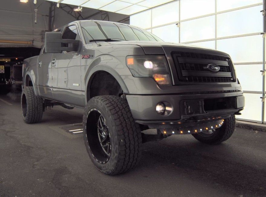 2012 Ford F-150 XLT 4x4 SuperCrew 145-in's photo