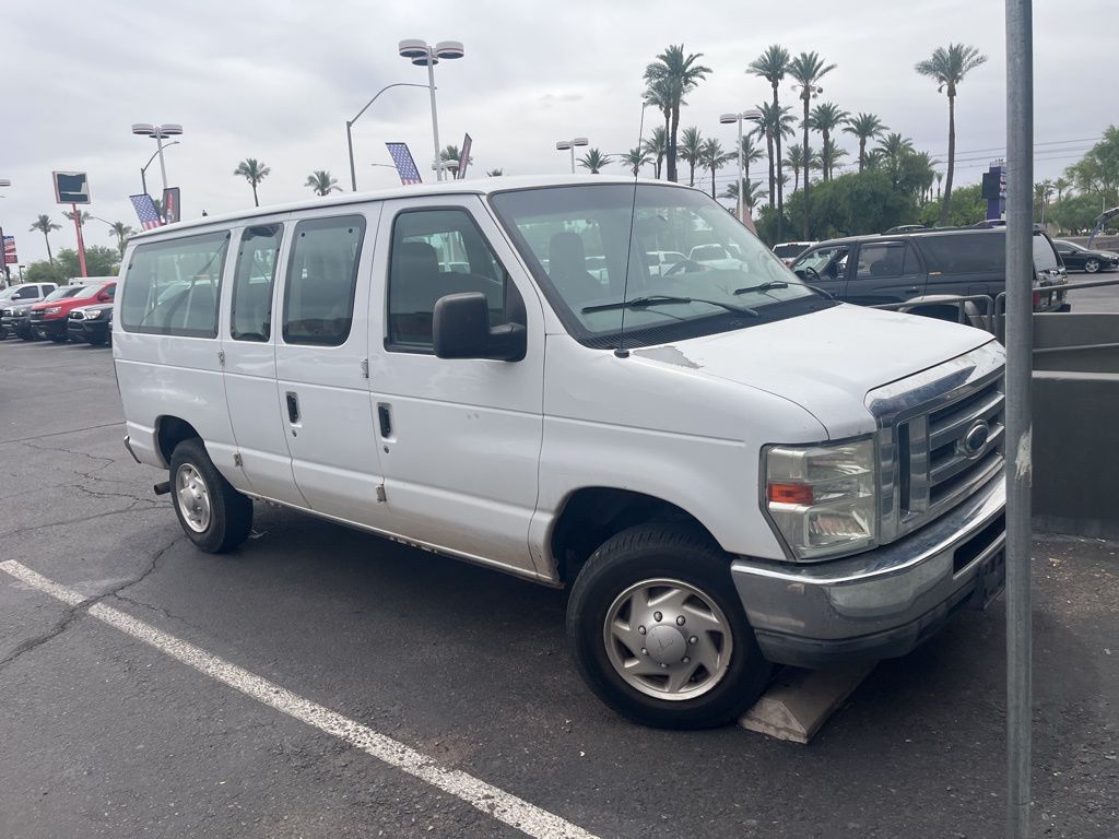 2011 Ford E-Series E-350 XLT Super Duty's photo