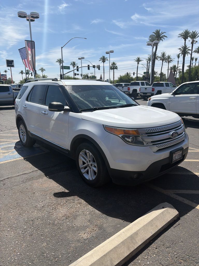 2011 Ford Explorer XLT's photo