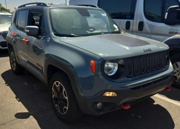 2016 Jeep Renegade Trailhawk 4x4's photo