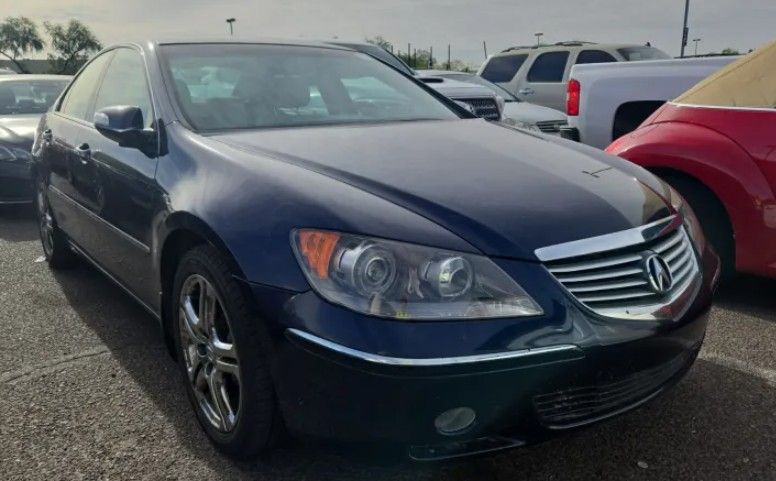 2005 Acura RL 3.5 (48-state only)'s photo