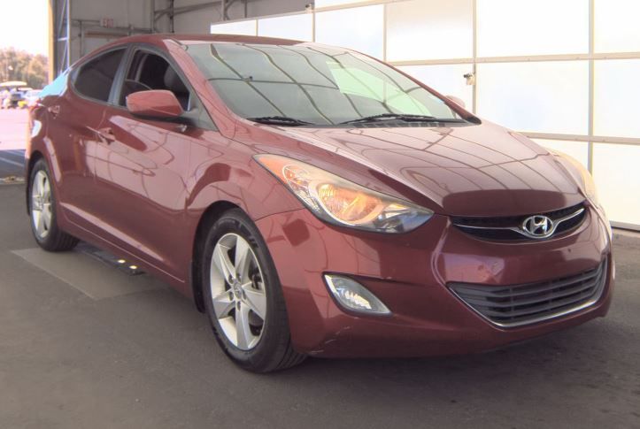 2013 Hyundai Elantra 1.8 GLS A/T's photo