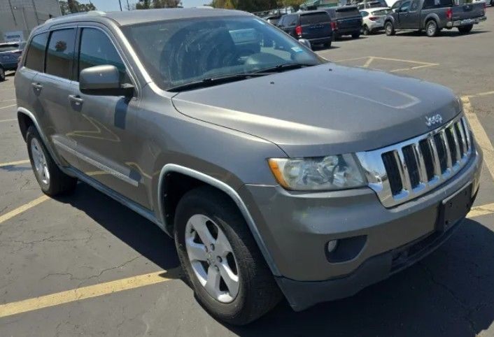 2011 Jeep Grand Cherokee Laredo 4WD's photo