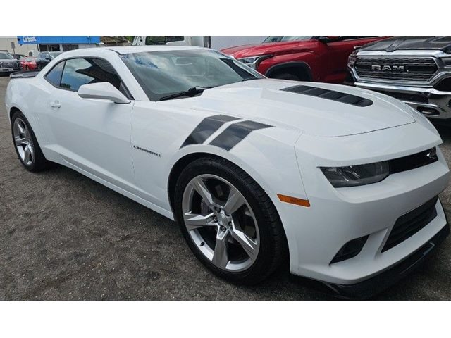 Summit White 2015 Chevrolet Camaro 2SS Coupe RWD Coupe Rear-Wheel Drive Automatic