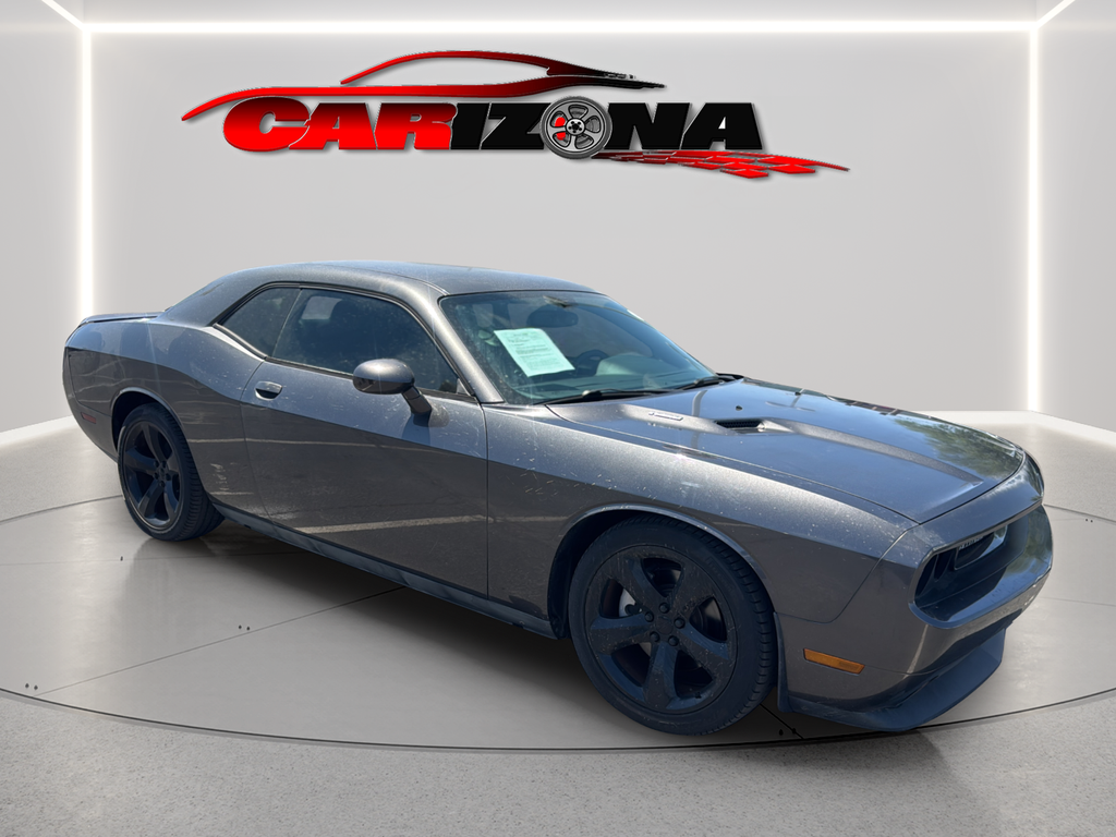 Dodge Challenger photo 4
