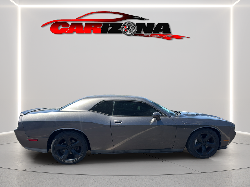 Dodge Challenger photo 5