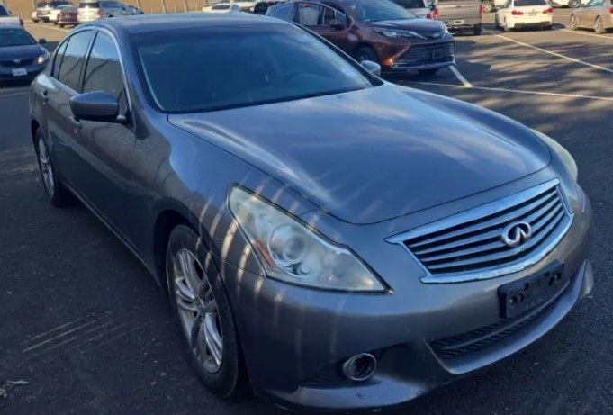 2012 INFINITI G 37 Journey's photo