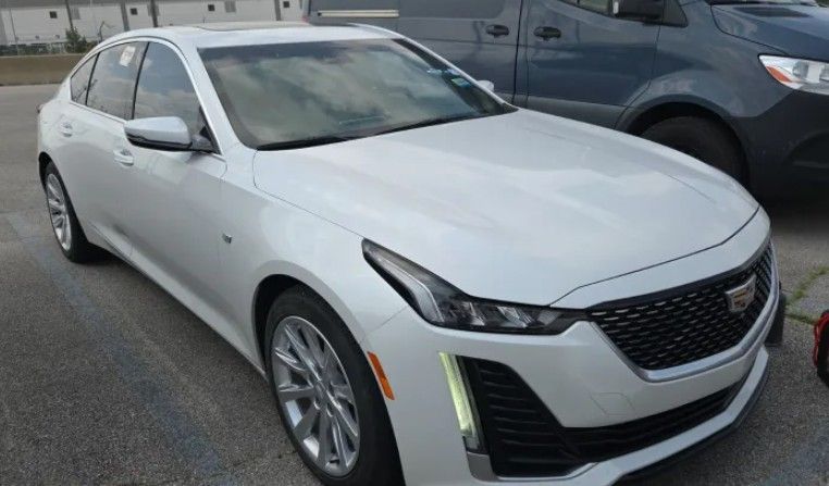 2020 Cadillac CT5 Luxury's photo