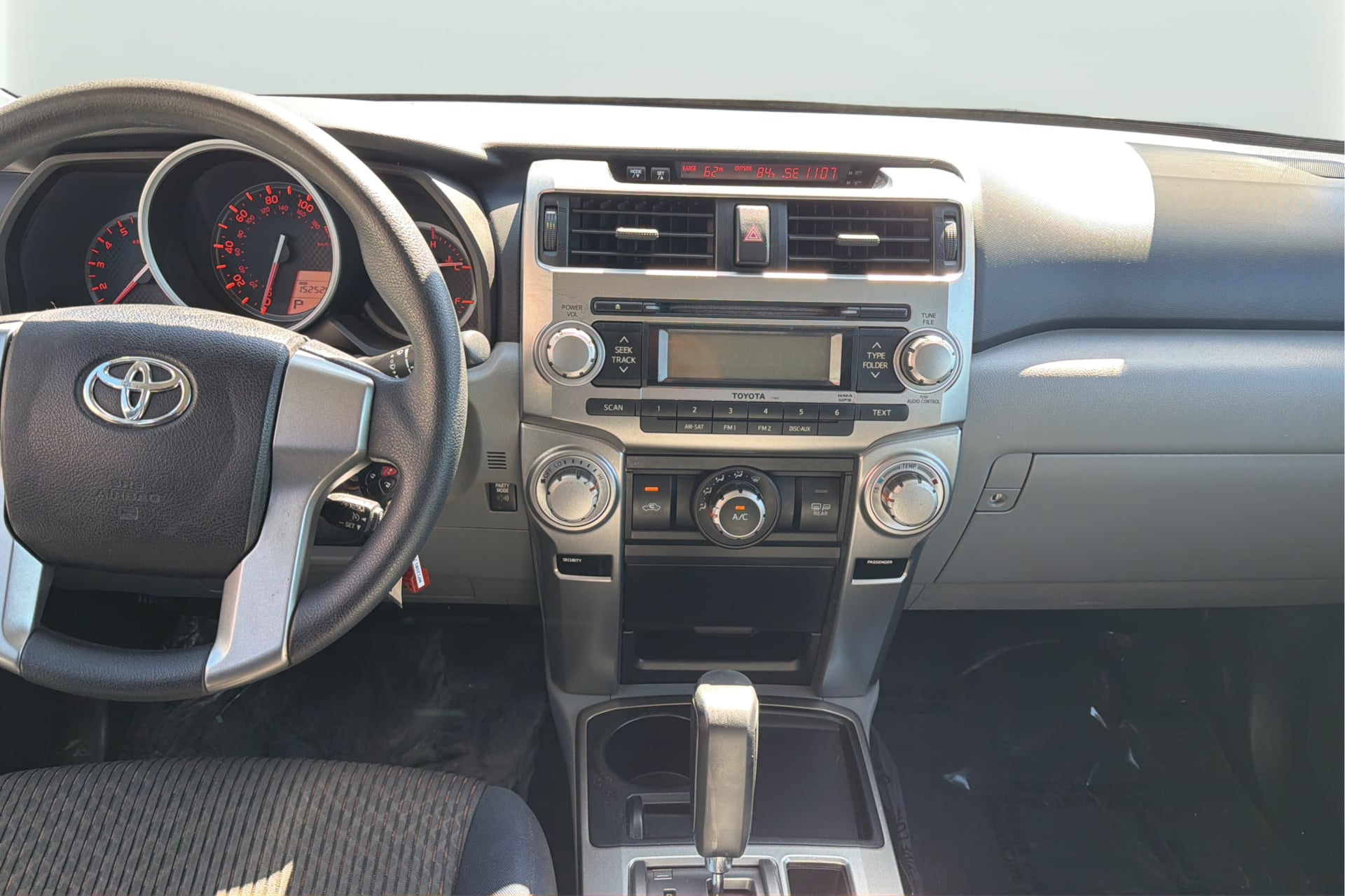 Photo 15 of this Toyota 4Runner