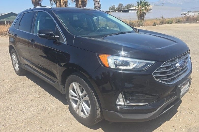 Agate Black 2020 Ford Edge SUV / Crossover Front-Wheel Drive Automatic