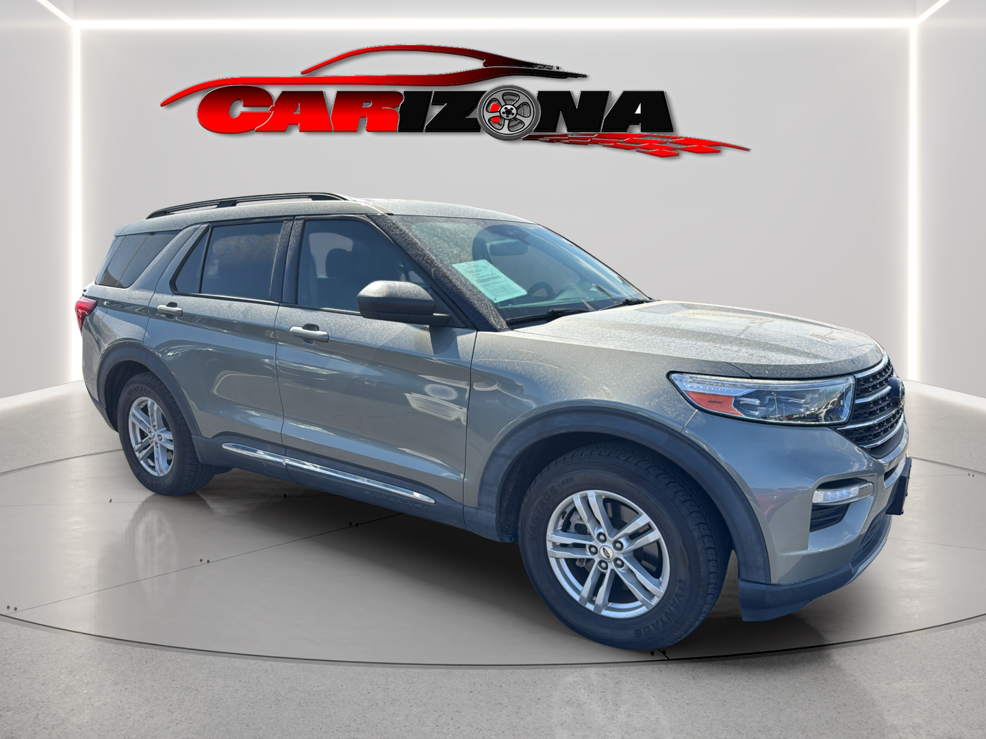 Ford Explorer photo 2