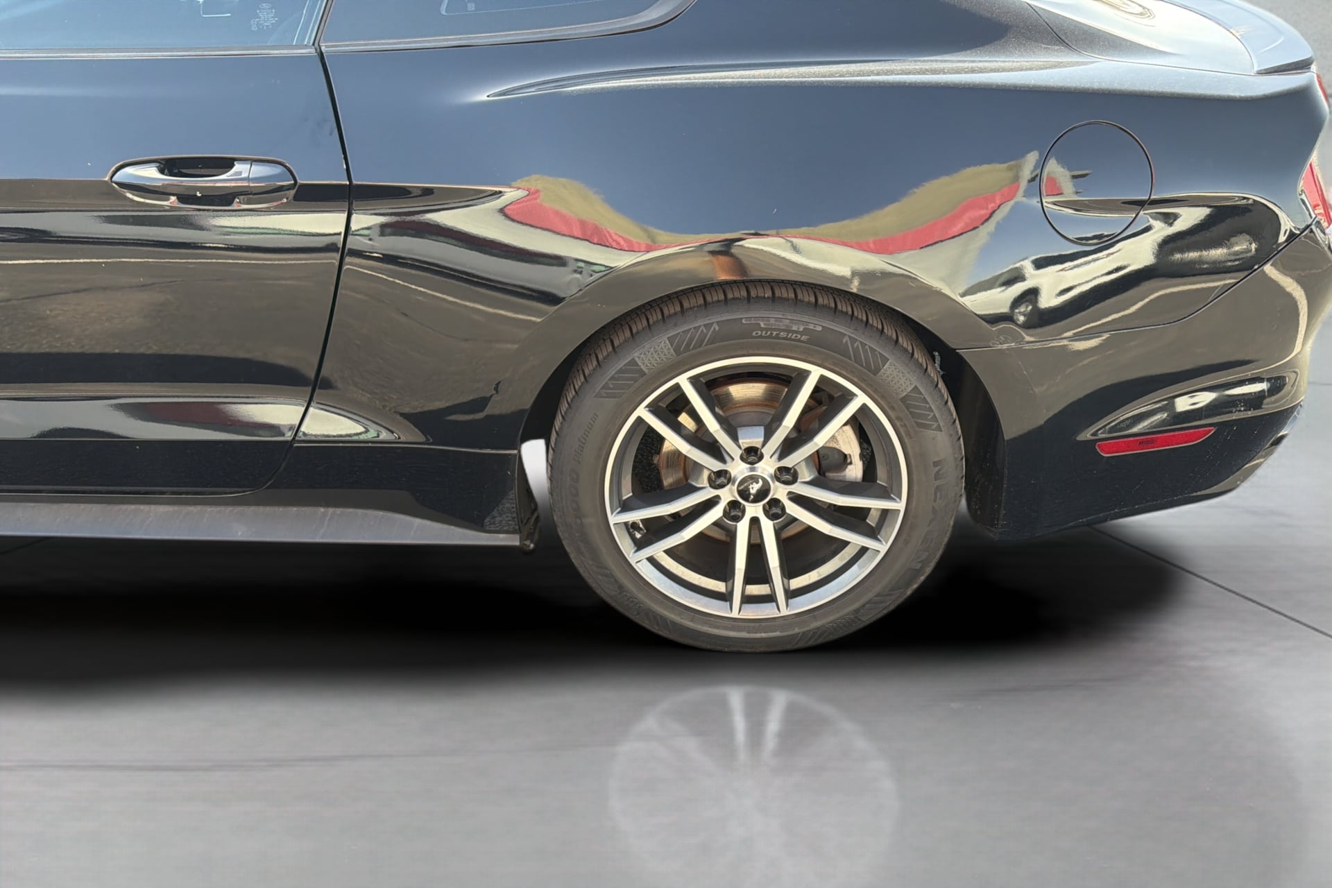 Photo 37 of this Ford Mustang