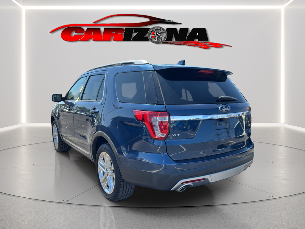 Ford Explorer photo 8