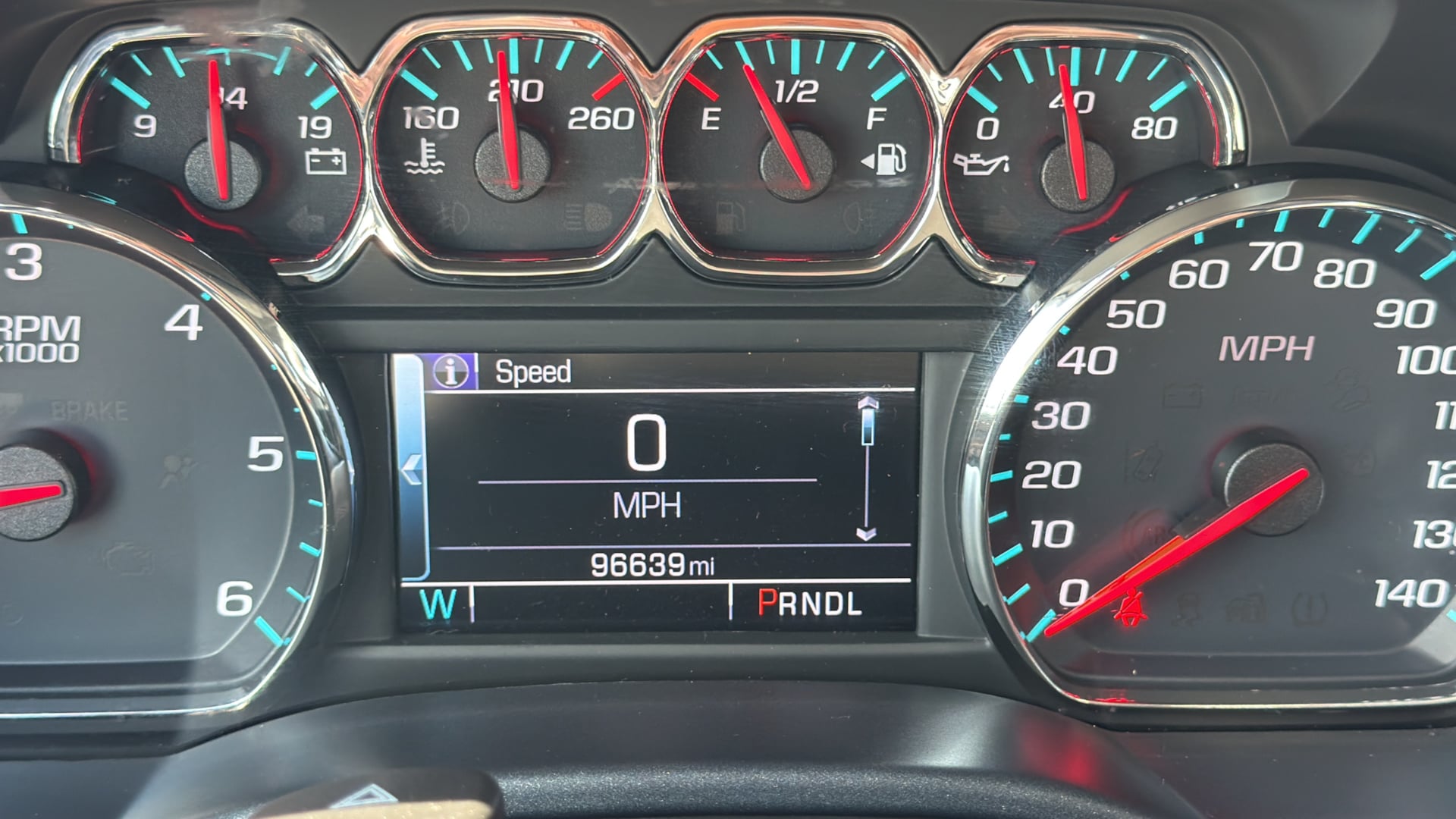 Chevrolet Silverado photo 30