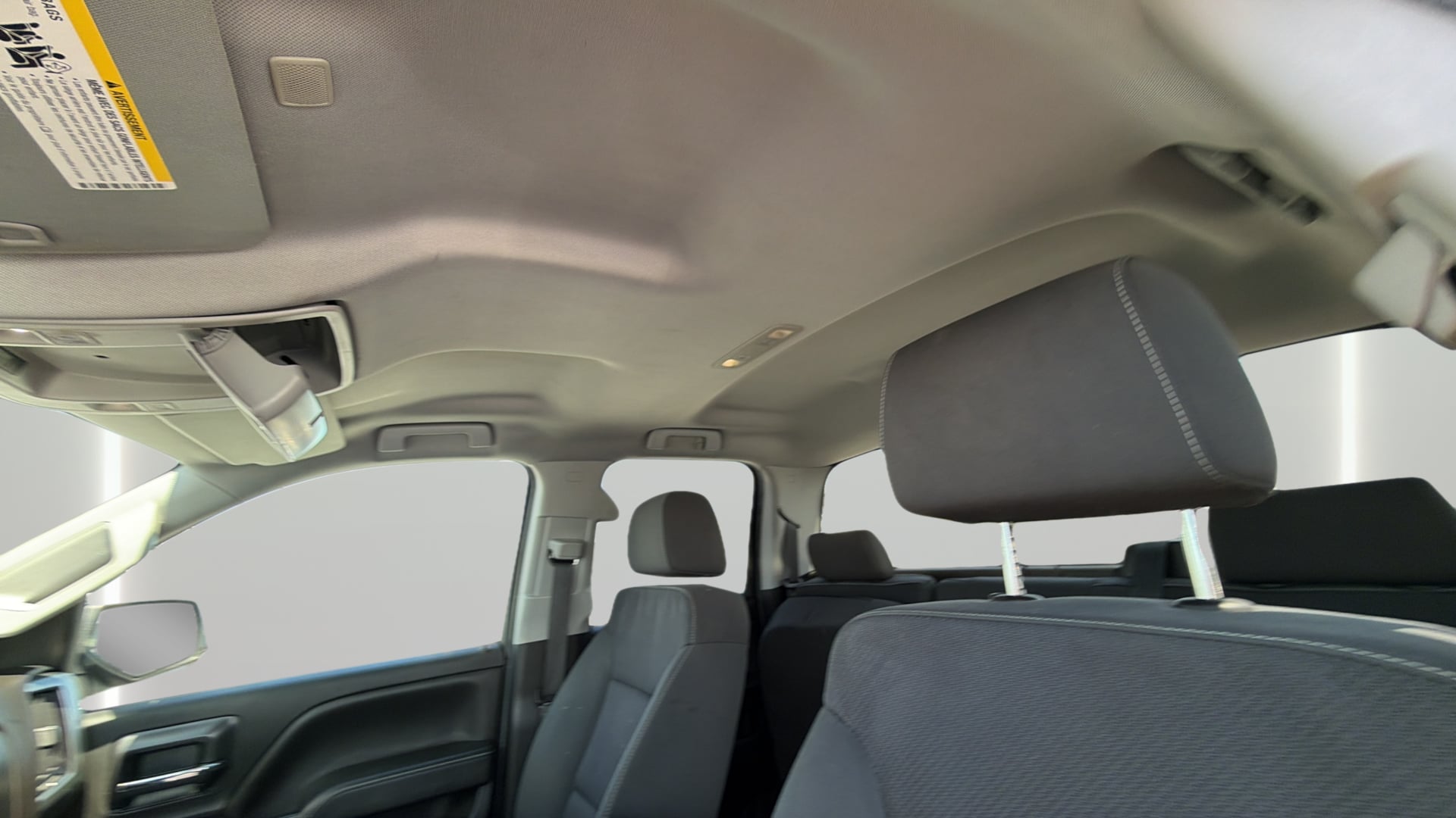 Chevrolet Silverado photo 32