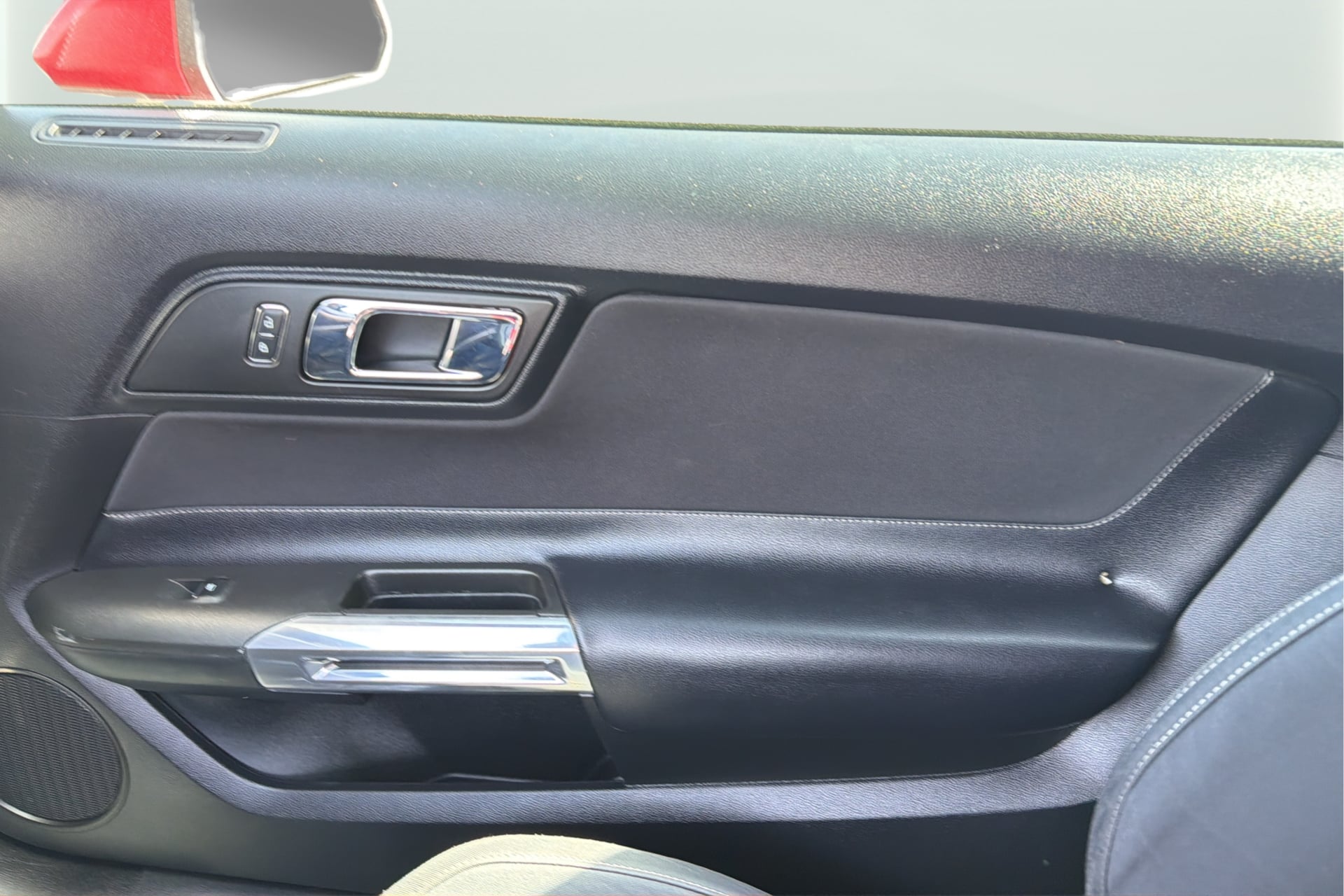 Photo 17 of this Ford Mustang