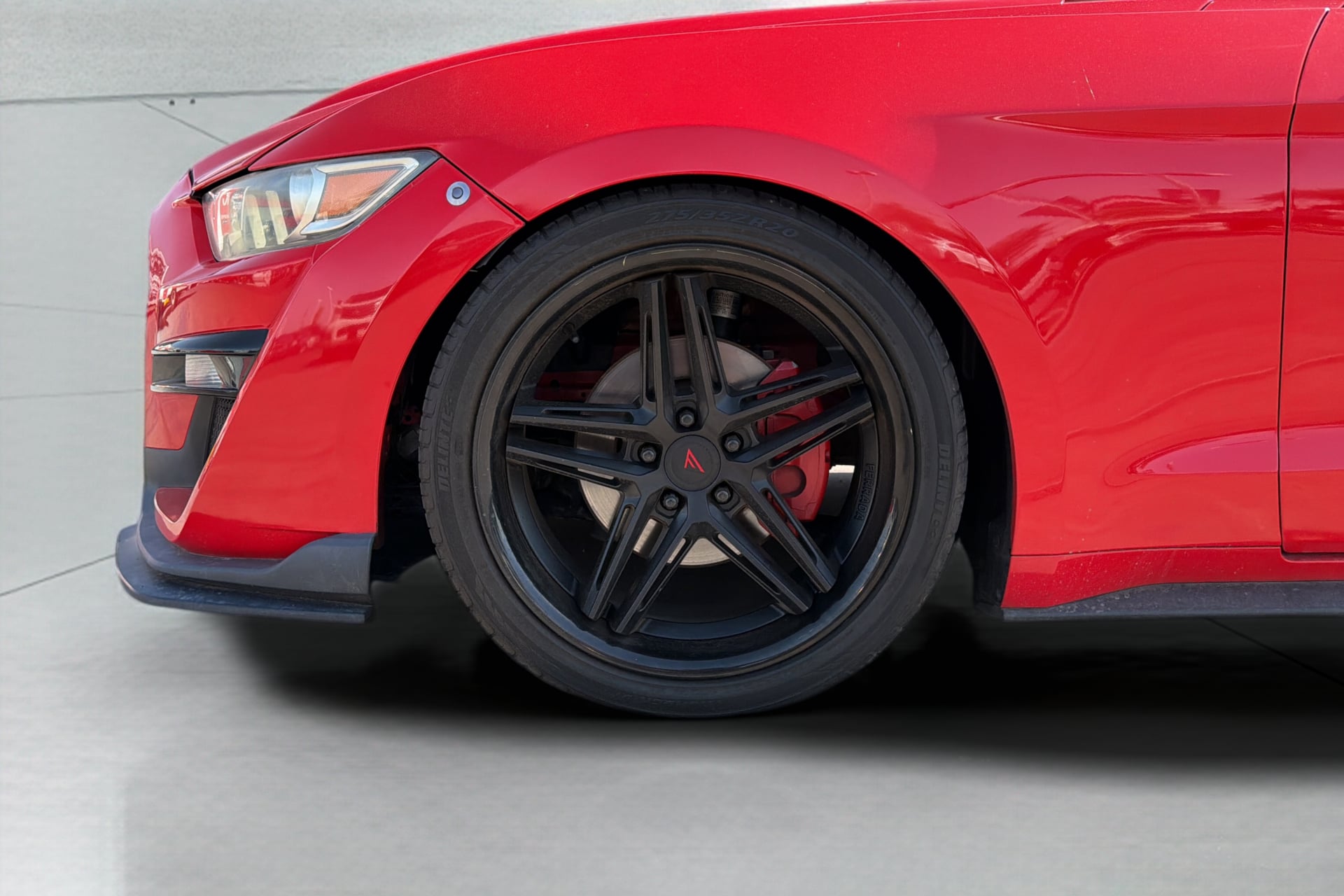 Photo 36 of this Ford Mustang