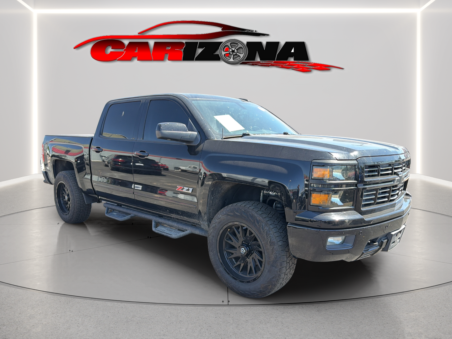 Chevrolet Silverado photo 2