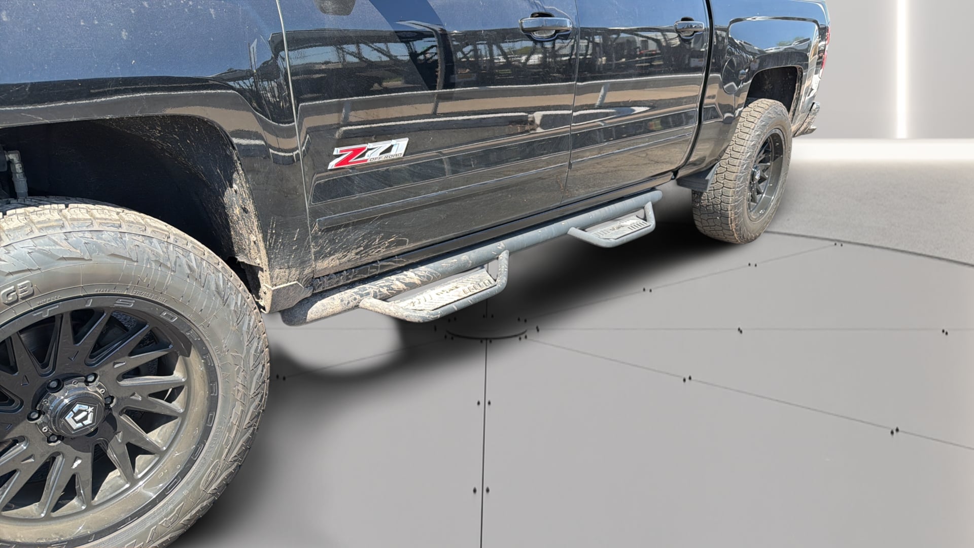 Chevrolet Silverado photo 14