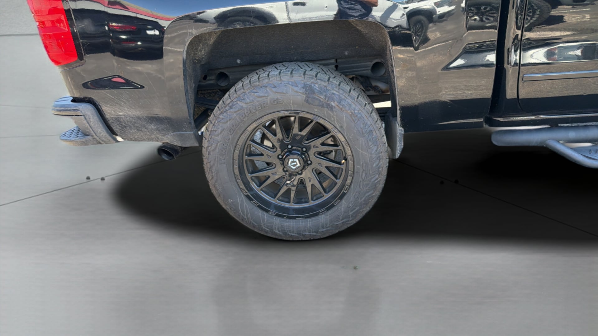 Chevrolet Silverado photo 16
